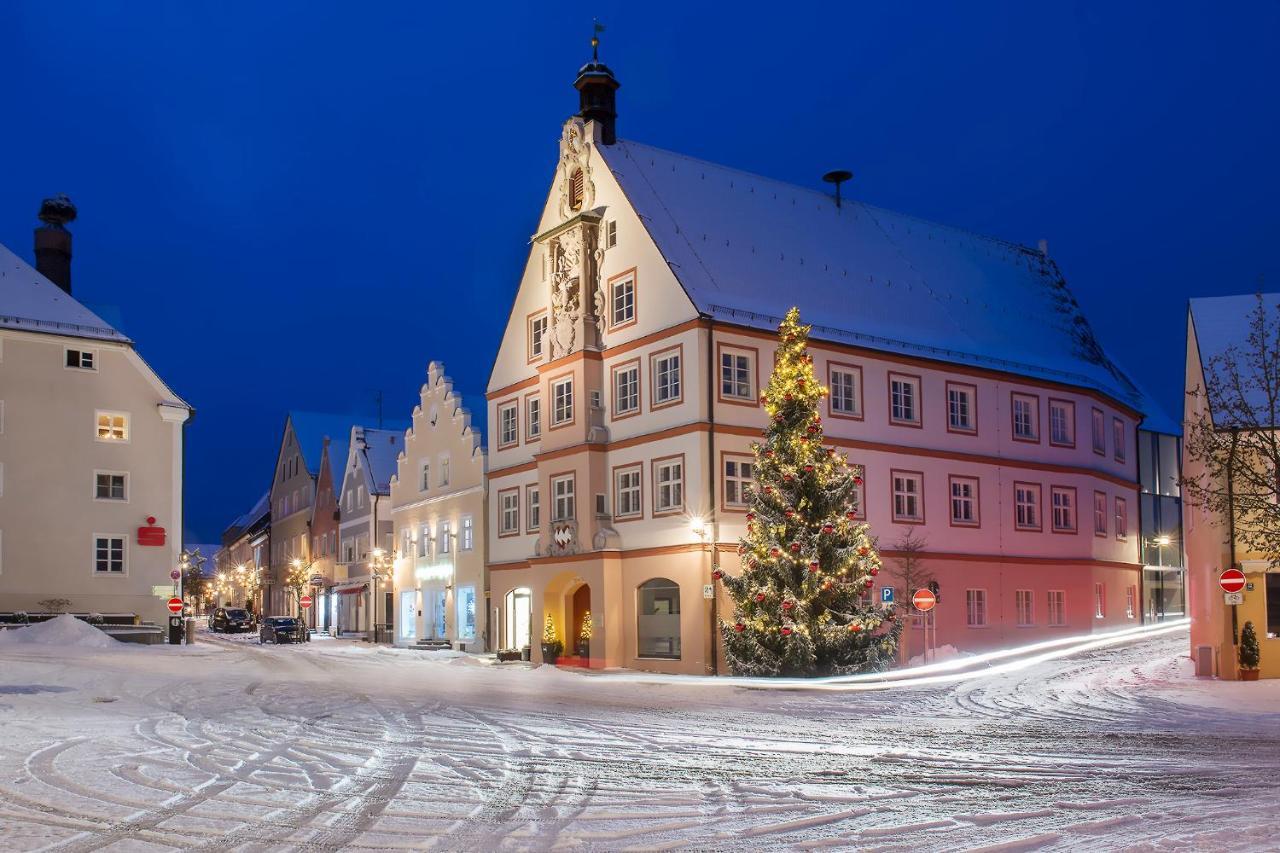 Kh Hotel Mit Restaurant Geisenfeld Eksteriør bilde