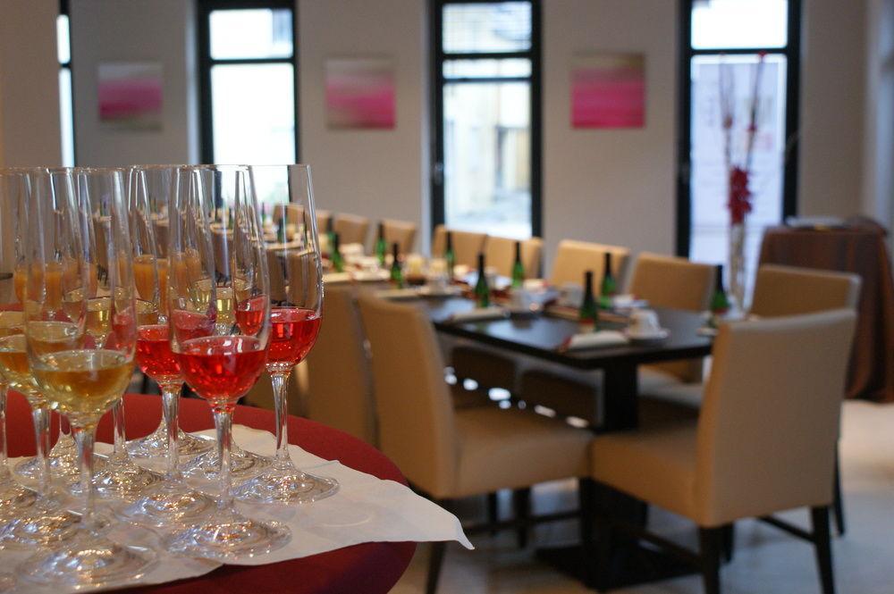 Kh Hotel Mit Restaurant Geisenfeld Eksteriør bilde